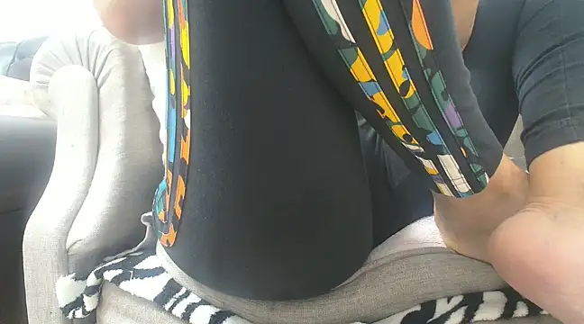 Web Lady online show from 02-17-25, 03:09