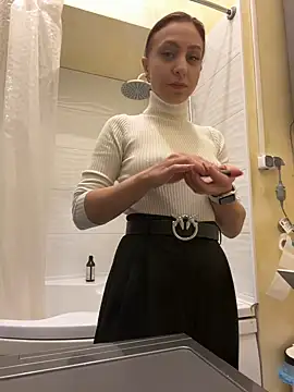 Snapshot of AnnGilbert chatting on 01-30-25, 02:25 AnnGilbert online show from 01-30-25, 02:25