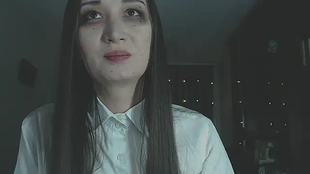 Snapshot of Rebel_Annet chatting on 05-16-26, 02:27 Rebel Annet online show from 05-16-26, 02:27