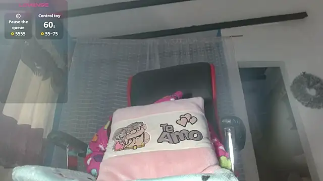 wendy rivera  online show from 10-26-25, 11:16