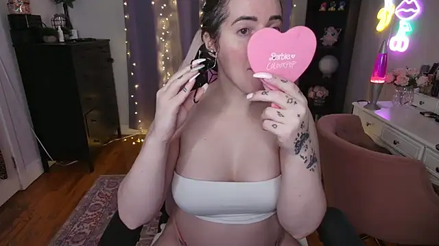 Snapshot of rachelbrooksxx chatting on 01-25-25, 06:46 rachelbrooksxx online show from 01-25-25, 06:46