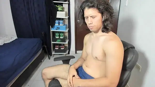 imtonny19 online show from 04-28-26, 02:27