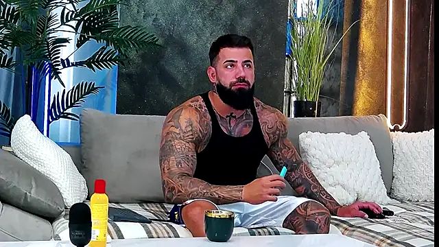 masterkingofmusclee online show from 09-26-25, 07:01