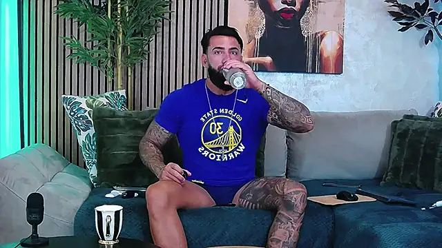 masterkingofmusclee online show from 06-03-26, 07:44