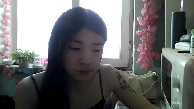 CarlyJoy online show from 02-25-26, 10:47