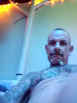 Snapshot of deepstroker42071 chatting on 12-21-25, 10:22 deepstroker42071 online show from 12-21-25, 10:22