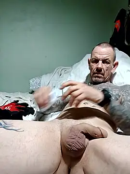 Snapshot of deepstroker42071 chatting on 12-22-25, 01:35 deepstroker42071 online show from 12-22-25, 01:35