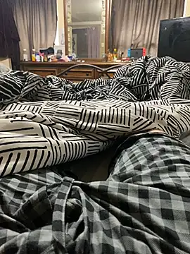 Snapshot of daddddddddyyyy chatting on 02-16-25, 02:54 daddddddddyyyy online show from 02-16-25, 02:54