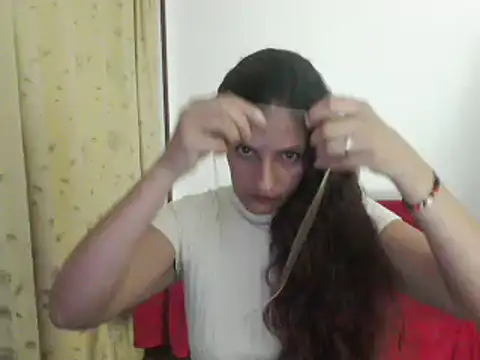 Snapshot of catalina_duran1 chatting on 03-16-25, 05:25 catalina duran1 online show from 03-16-25, 05:25