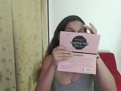 Snapshot of catalina_duran1 chatting on 03-18-25, 05:31 catalina duran1 online show from 03-18-25, 05:31