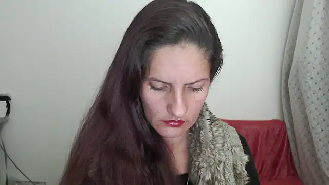 Snapshot of catalina_duran1 chatting on 02-15-26, 05:37 catalina duran1 online show from 02-15-26, 05:37