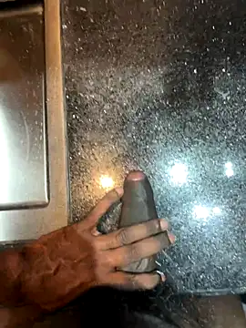 Snapshot of Yurt000 chatting on 11-19-25, 08:09 Yurt000 online show from 11-19-25, 08:09