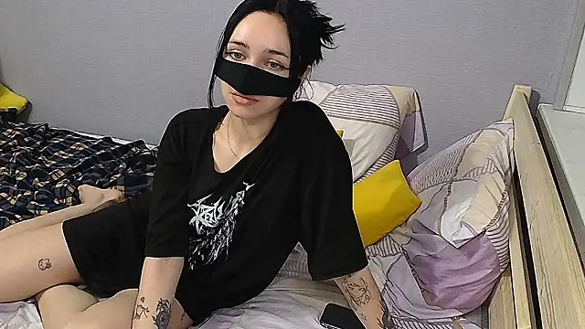 KathrineBerry online show from 12-23-24, 07:38