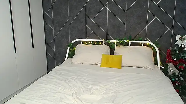 Snapshot of KathrineBerry chatting on 01-16-26, 06:28 KathrineBerry online show from 01-16-26, 06:28