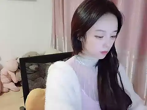 wwcc123 online show from 11-26-25, 02:07