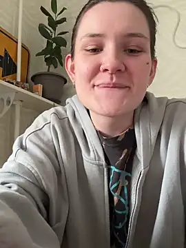 Snapshot of MakeBabyCum chatting on 03-20-25, 05:35 MakeBabyCum online show from 03-20-25, 05:35