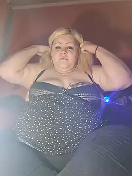 Snapshot of ducicsajsziii chatting on 01-18-25, 12:04 ducicsajsziii online show from 01-18-25, 12:04