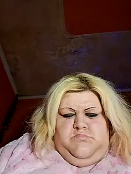 Snapshot of ducicsajsziii chatting on 02-20-25, 03:30 ducicsajsziii online show from 02-20-25, 03:30