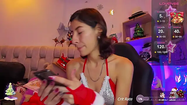 Snapshot of Gorgeous_Team chatting on 12-10-24, 08:05 Gorgeous Team online show from 12-10-24, 08:05