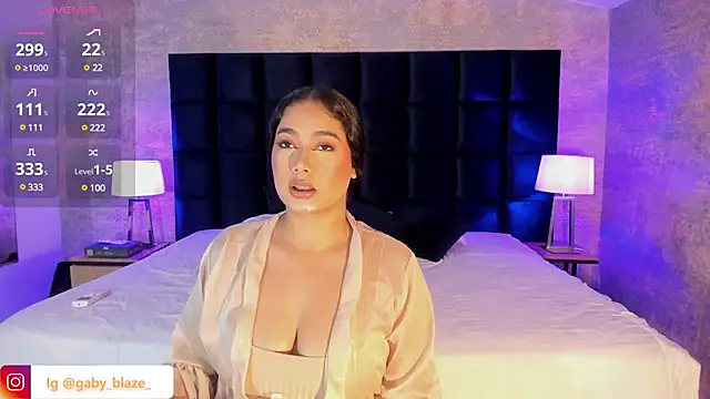 Snapshot of Gaby_Blaze chatting on 02-24-25, 07:52 Gaby Blaze online show from 02-24-25, 07:52