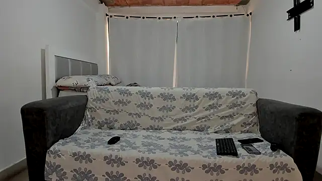 Snapshot of Danna_777 chatting on 02-11-26, 09:09 Danna 777 online show from 02-11-26, 09:09