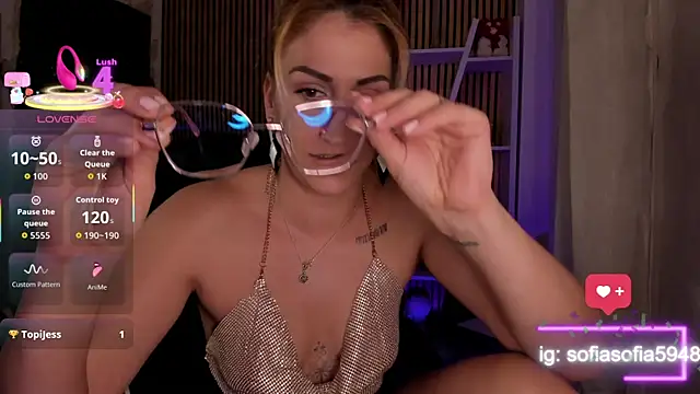 sofiah  online show from 02-12-26, 05:52