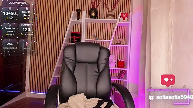 sofiah  online show from 03-15-26, 06:36