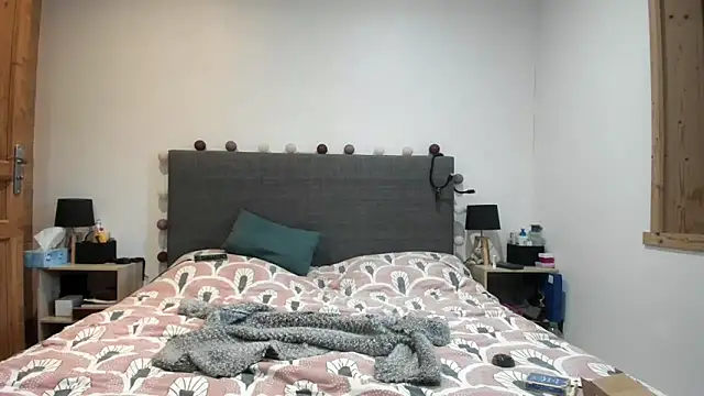 Madame Callie online show from 02-09-26, 02:32