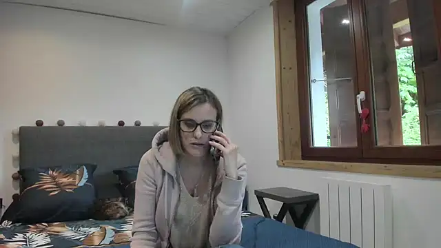 Snapshot of Madame_Callie chatting on 05-18-26, 11:38 Madame Callie online show from 05-18-26, 11:38