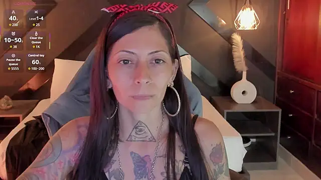 dark gotica online show from 04-16-26, 09:39