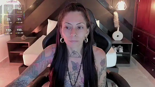 dark gotica online show from 04-23-26, 07:16