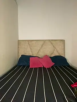 MissPerlaa online show from 04-28-26, 11:59