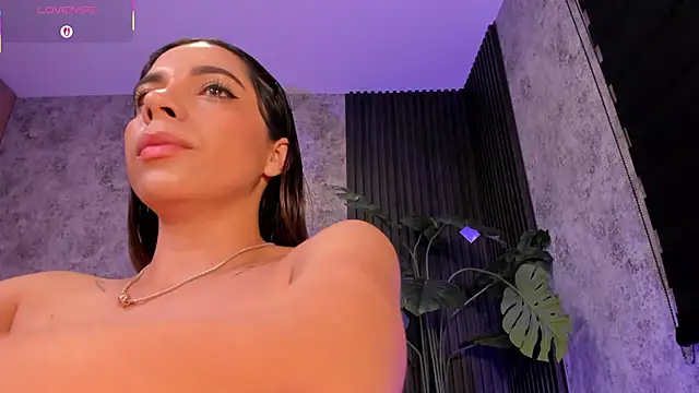 AmyWalker  online show from 09-13-25, 09:42