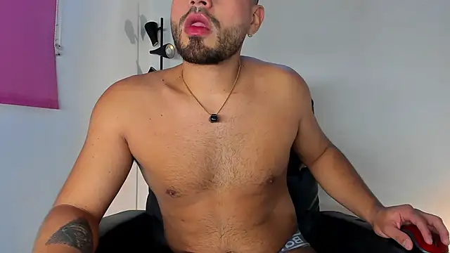 Juan Castano online show from 02-05-26, 10:31