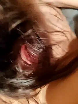 Snapshot of Luka932 chatting on 12-15-25, 09:52 Luka932 online show from 12-15-25, 09:52