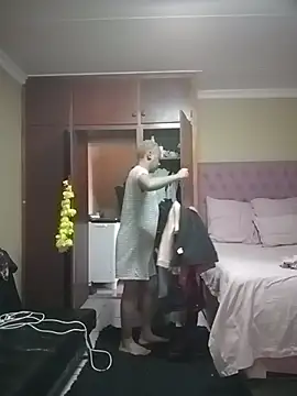 ShooingBunch online show from 03-11-26, 11:27