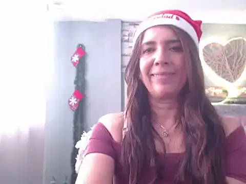 Snapshot of Victoria_meester chatting on 12-17-24, 01:05 Victoria meester online show from 12-17-24, 01:05