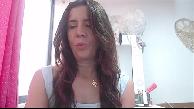 Snapshot of Victoria_meester chatting on 01-26-25, 02:30 Victoria meester online show from 01-26-25, 02:30