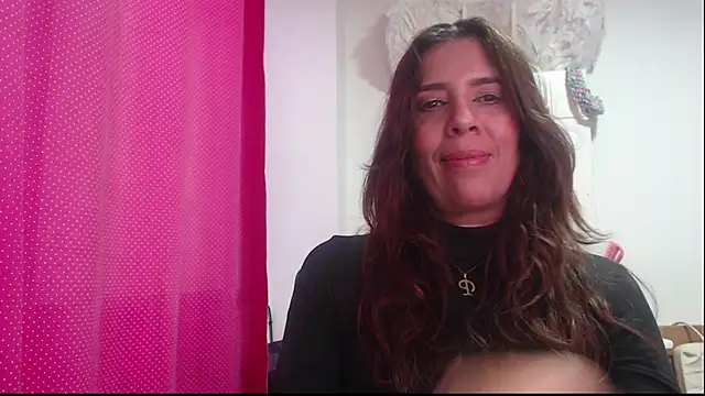 Snapshot of Victoria_meester chatting on 01-26-25, 09:07 Victoria meester online show from 01-26-25, 09:07
