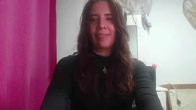 Snapshot of Victoria_meester chatting on 01-27-25, 12:12 Victoria meester online show from 01-27-25, 12:12