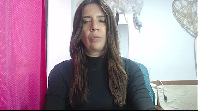 Snapshot of Victoria_meester chatting on 02-12-25, 09:11 Victoria meester online show from 02-12-25, 09:11