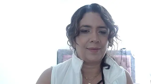 Victoria meester online show from 06-10-26, 02:38