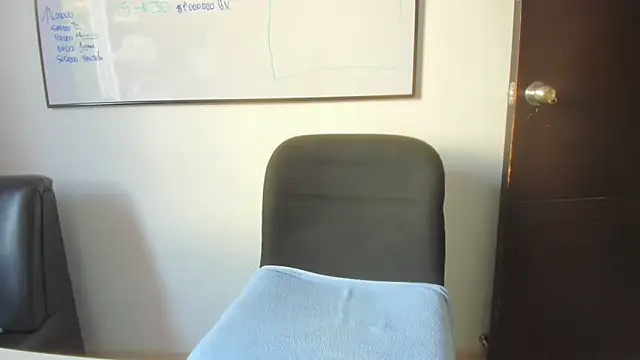 Snapshot of squirttati33 chatting on 11-05-25, 03:45 squirttati33 online show from 11-05-25, 03:45