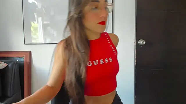 Snapshot of squirttati33 chatting on 03-10-26, 02:44 squirttati33 online show from 03-10-26, 02:44