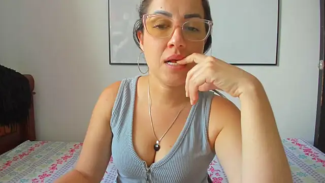 squirttati33 online show from 07-27-26, 04:03