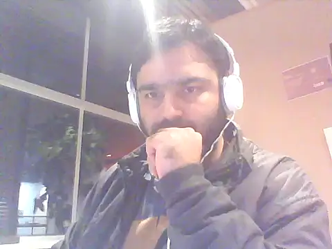 JohnBond009 online show from 04-15-26, 07:58