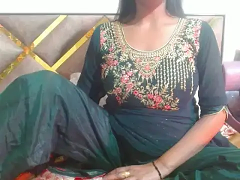 Snapshot of nikitahot3 chatting on 02-23-25, 02:46 nikitahot3 online show from 02-23-25, 02:46