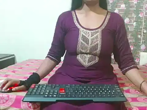 Snapshot of nikitahot3 chatting on 03-19-25, 08:45 nikitahot3 online show from 03-19-25, 08:45