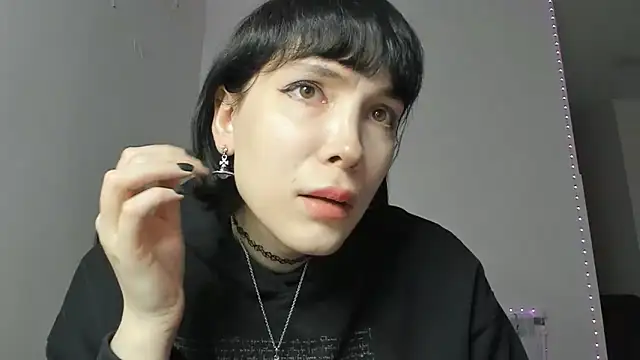 dollmore online show from 02-18-25, 04:26