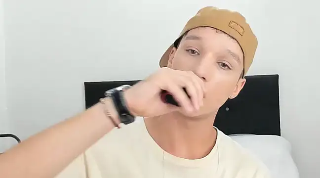 Snapshot of angelcortes chatting on 12-28-24, 10:58 angelcortes online show from 12-28-24, 10:58